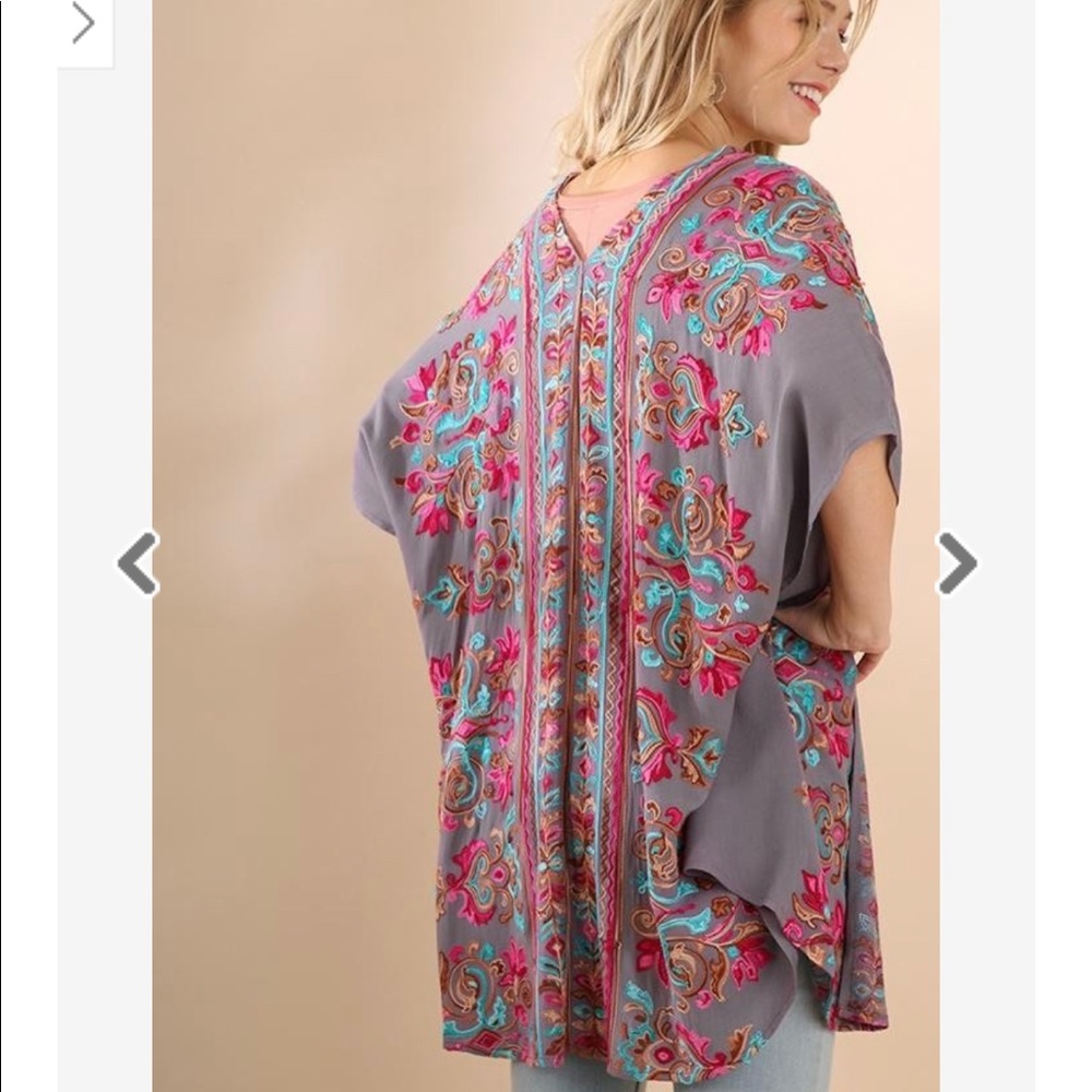 Umgee - Embroidered Kimono - Picture 3 of 4